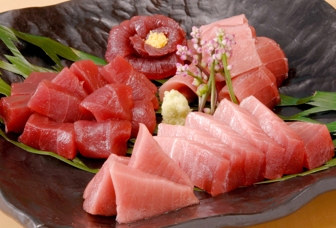 天然マグロ食べ比べ