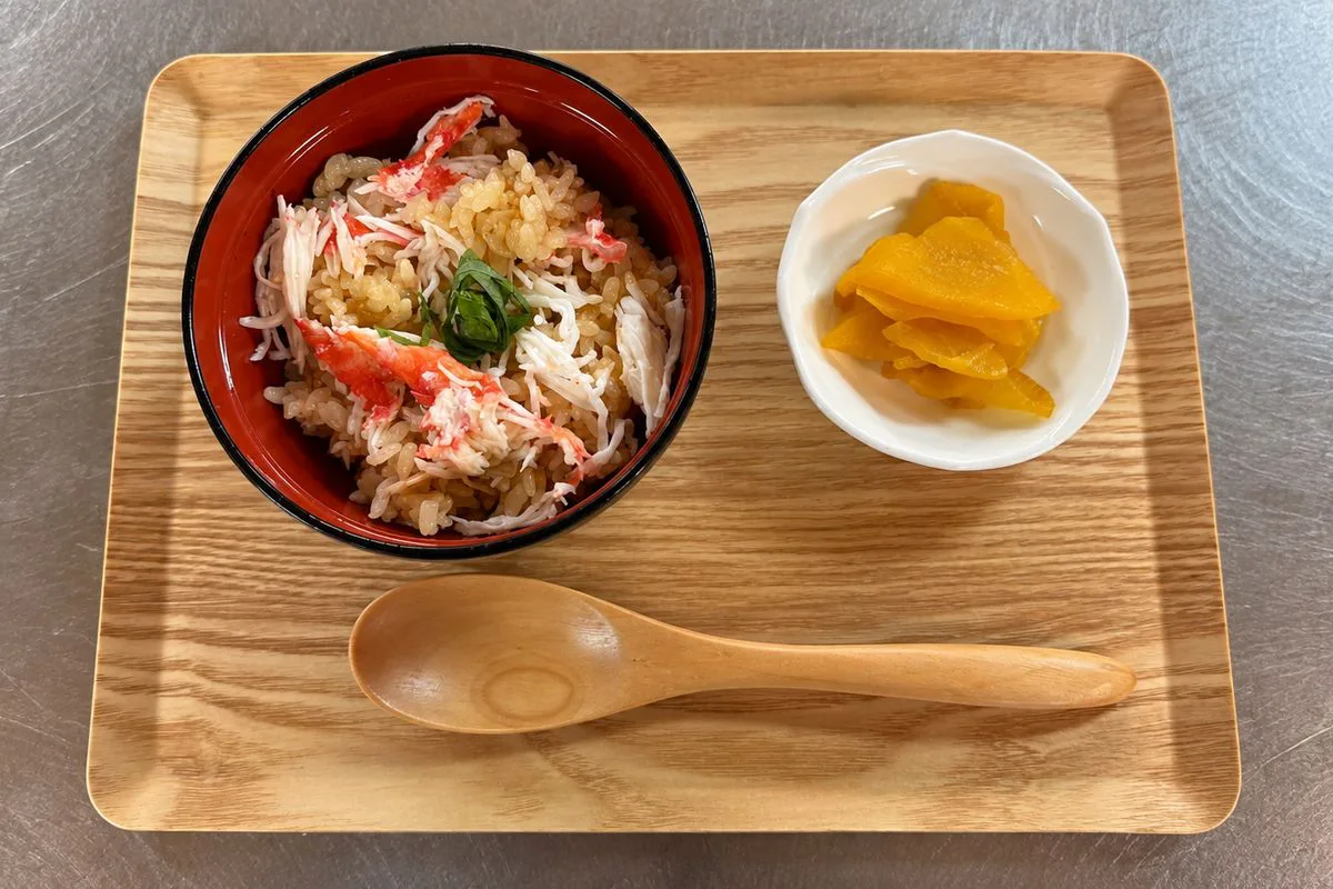 ナイト・マルシェの蟹飯出し汁茶漬け